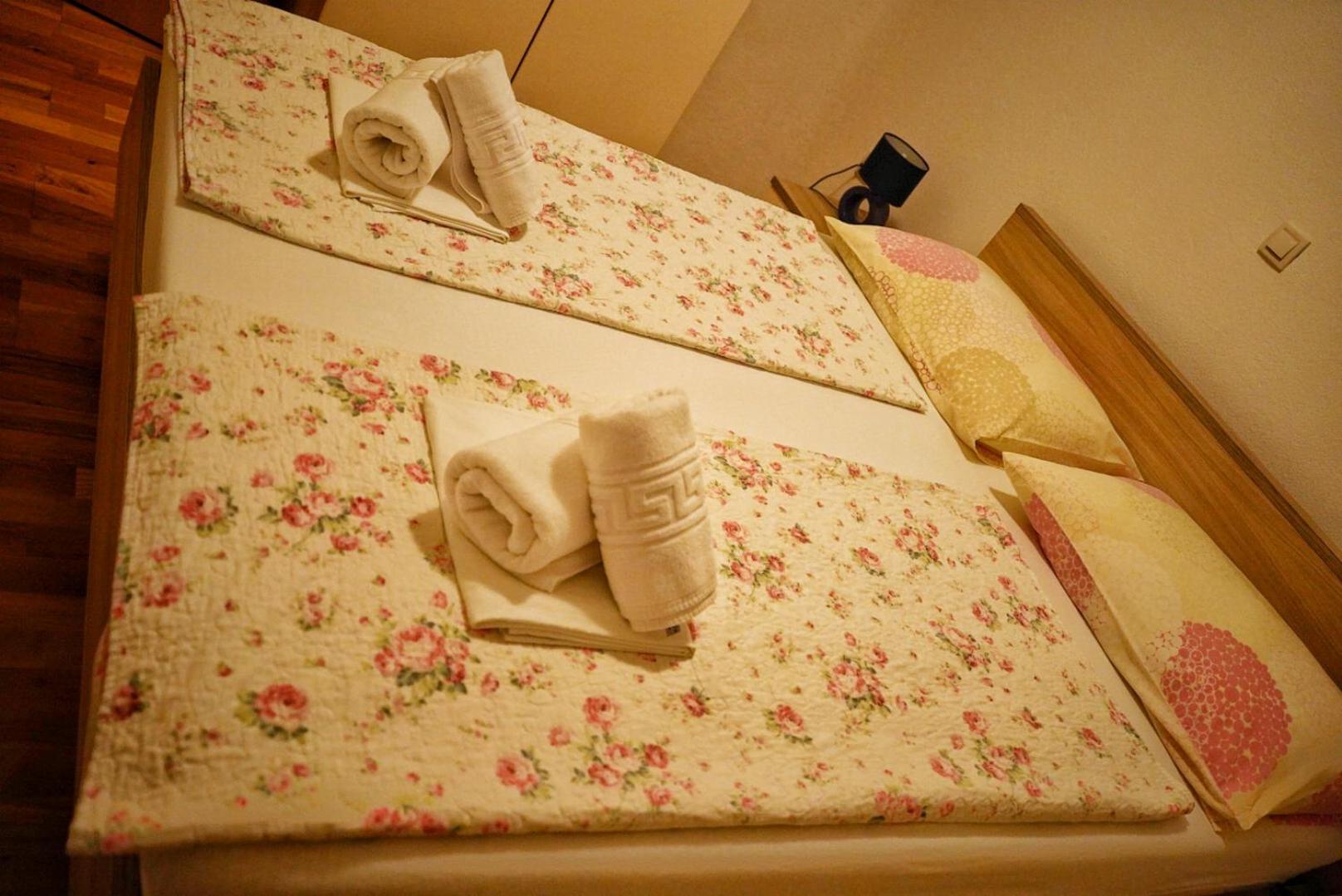 Apartament Jukic Sveti Filip i Jakov Exteriör bild